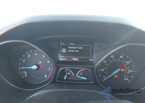 2018 Ford Focus Se из США, поврежденный, VIN 1FADP3K26JL236395